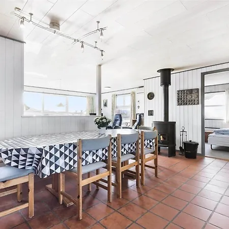 0074-romo-lakolk-174 *