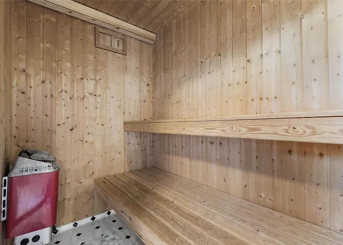 0074-romo-lakolk-174 *